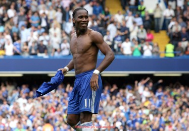 jrs直播-健身房中用于腹部训练的器材功能及使用技巧