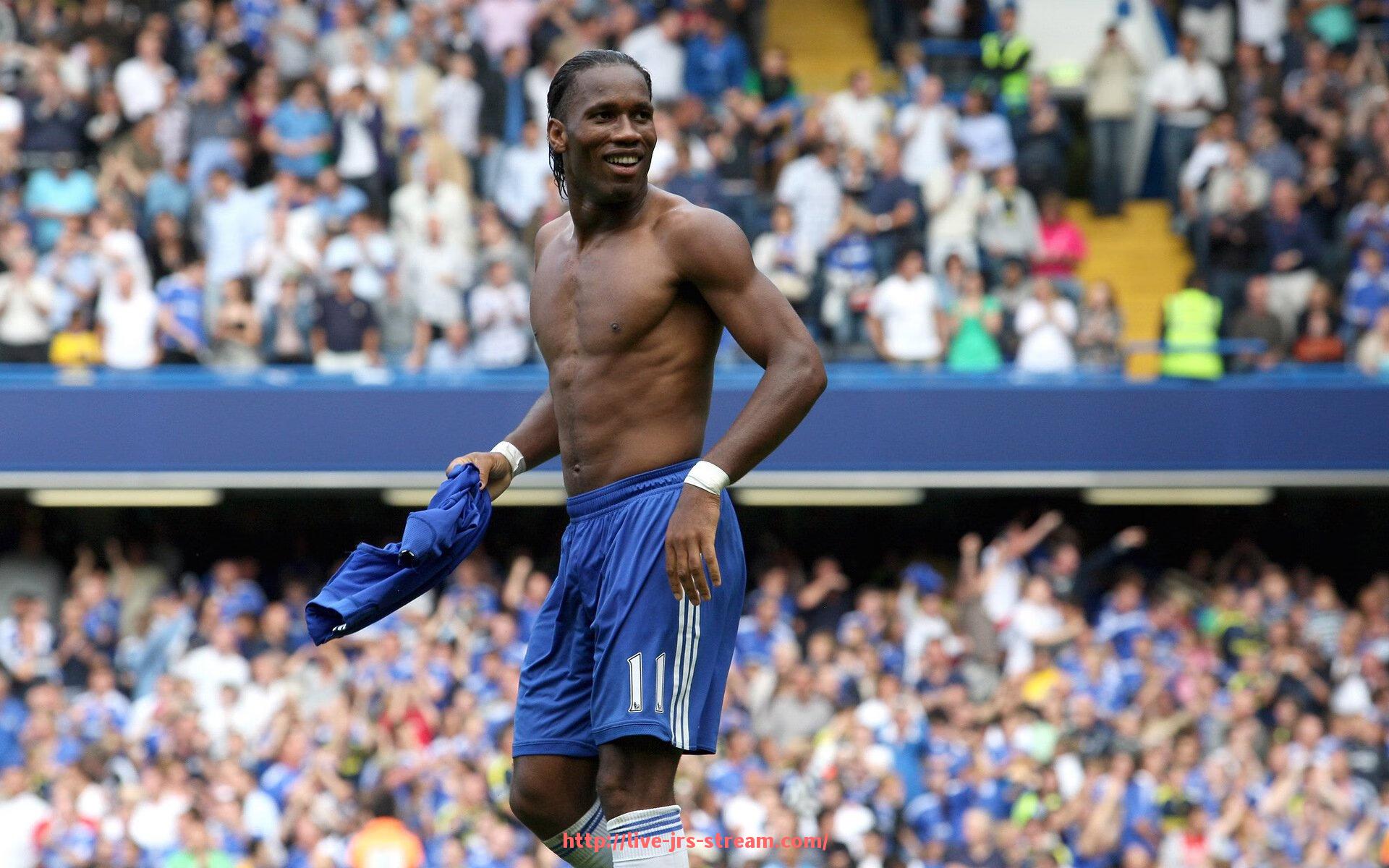 jrs直播-健身房中用于腹部训练的器材功能及使用技巧